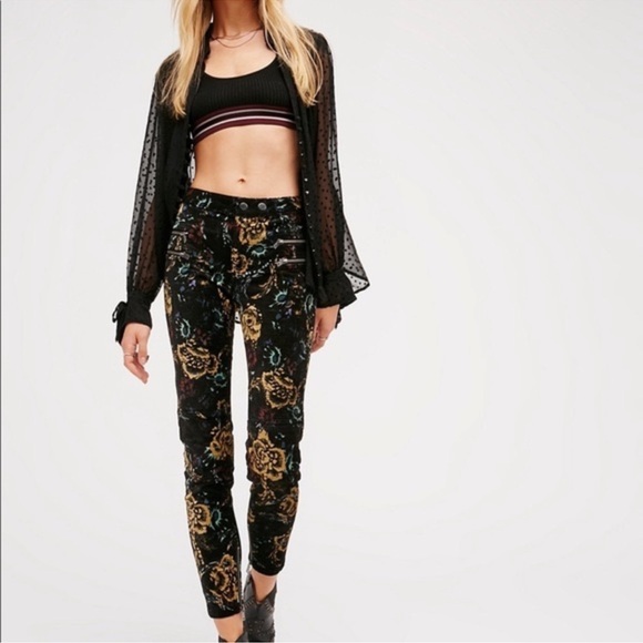 Free People Lennon Funktown Velvet Skinny Jeans 🖤 - Picture 10 of 10